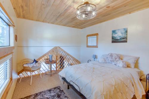 Cozy and Restful Cabin, Steps to Lake Almanor