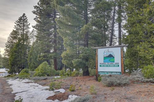 Cozy and Restful Cabin, Steps to Lake Almanor