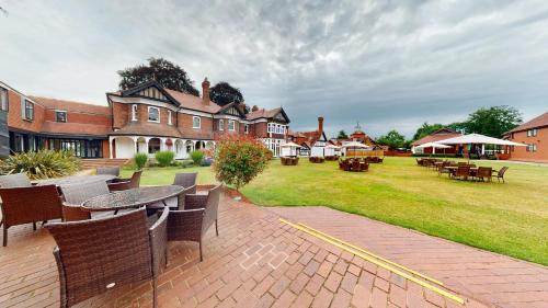 花園, 摩爾廳會議中心 (Moor Hall Conference Centre) in 庫克姆