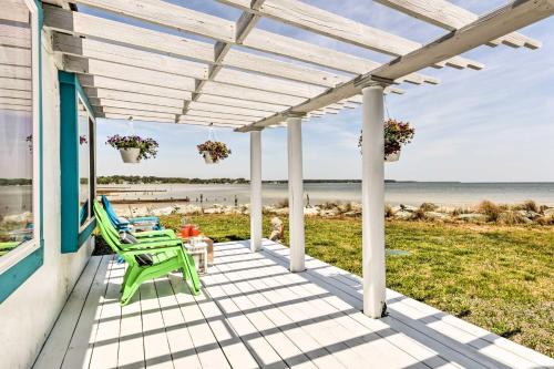 Oceanfront White Stone Cottage with Private Beach! - image 2