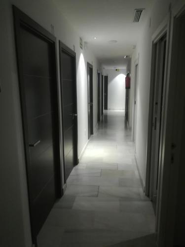 Hostel Central Sevilla - image 2