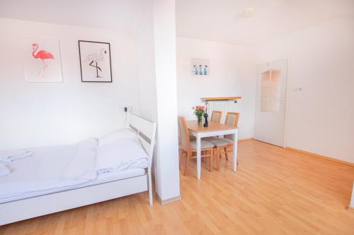 Podwale str Large flat in the heart of Old Town 4