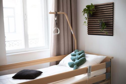 One-Bedroom Apartment accessible image 6