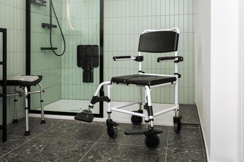 One-Bedroom Apartment accessible image 4