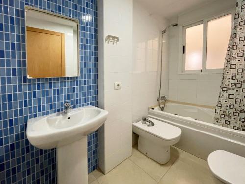 Apartamentos Los Almendros 3000 - 화장실