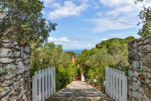  Villa Le Terrazze, Ferienwohnung in Capo D'Arco