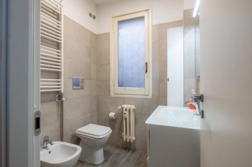 RomAntica Vatican Suites - Tap to explore photos