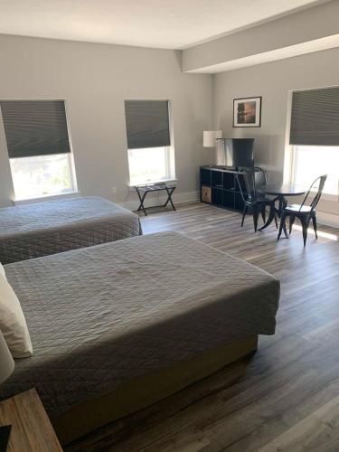Northport Inn Boutique Hotel Room 8 in Northport, USA