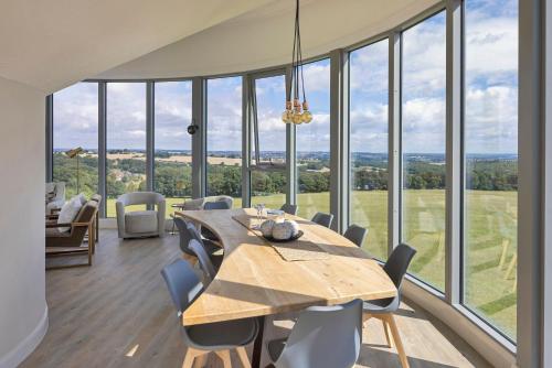 Luxury Converted Water Tower In Yorkshire