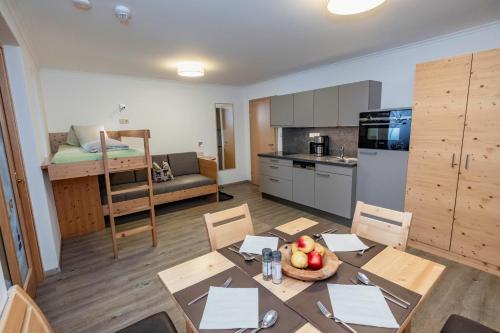 Facilities, nawu apartments & Restaurant in Hermagor