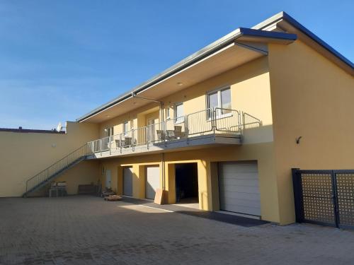 Kleine Auszeit - Ferienwohnungen in Flonheim - Apartment