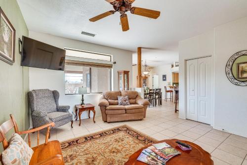 Lake Havasu City Duplex about 1 half Mi to London Bridge! - image 11