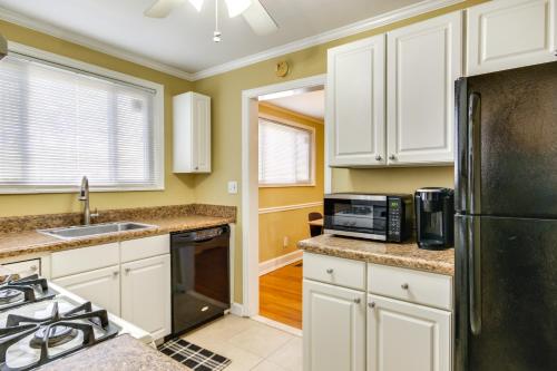 Augusta Home with Fenced Yard - 4 Mi to Downtown! in Augusta, USA