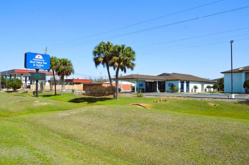 Americas Best Value Inn & Suites-Foley