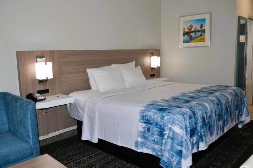 Americas Best Value Inn & Suites-Foley - image 7