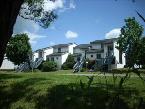 Accommodation in Sedgwick