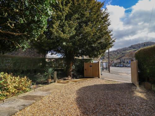 Rose Cottage Matlock - image 5