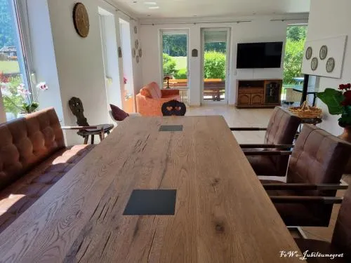 Haus Kreuzeckwiese - Fewo Jübilaumsgrat in Garmisch-Partenkirchen, Deutschland