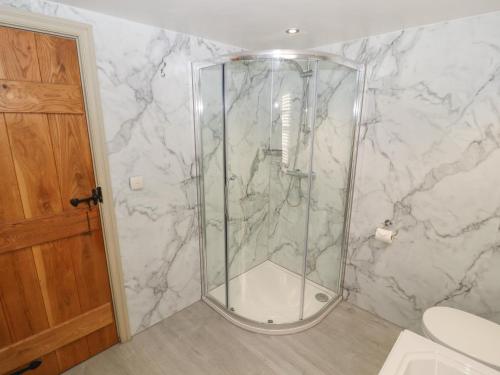 Barney's Cottage Ambleside - image 13