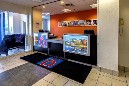ردهة, Motel 6 King Of Prussia, PA - Philadelphia in كينج اوف بروسيا