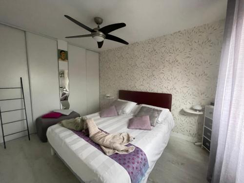 Chez Cathy Room Type - Double Room with Shared Bathroom