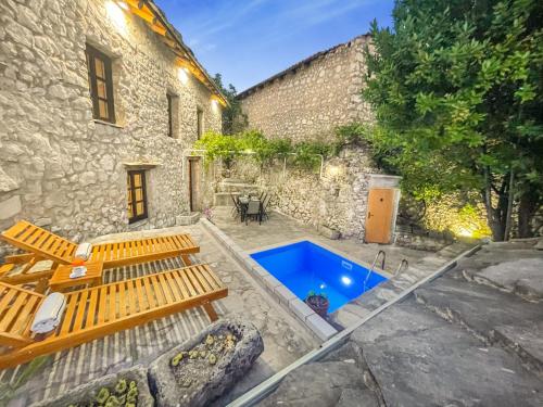 Villa Historic Pocitelj with pool and incredible views on the river and landmarks - Accommodation - Počitelj