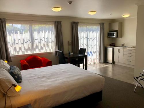 Arena Court Motel - Accommodation - Hamilton