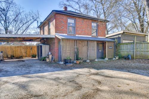 Athens Apartment 2 Mi to University of Georgia! in Athens, USA