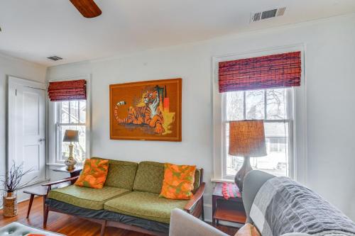 Athens Apartment 2 Mi to University of Georgia! Athens Apartment 2 Mi to University of Georgia!