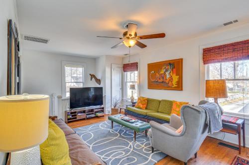 Athens Apartment 2 Mi to University of Georgia! in Athens, USA