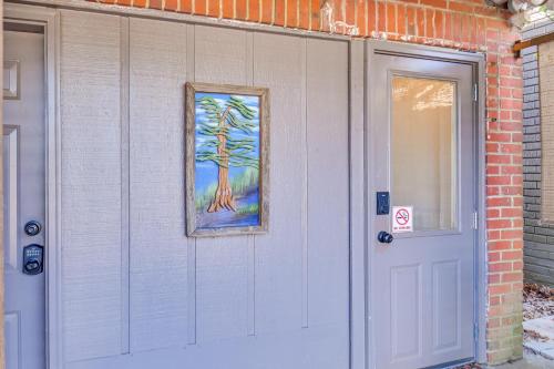 Athens Apartment 2 Mi to University of Georgia! Athens Apartment 2 Mi to University of Georgia!