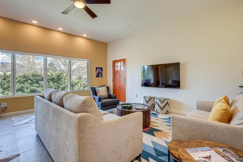 Taos Home with Private Hot Tub, Sauna and Gas Grill! in Taos, USA