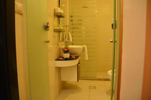 Sama Paris Plaza Hotel