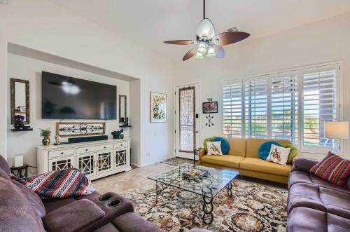 Heated Pool, Gas Grill and Yard Phoenix Retreat!, Avondale (foto 2)
