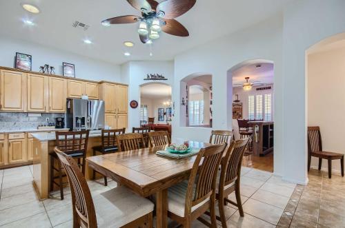 Heated Pool, Gas Grill and Yard Phoenix Retreat!, Avondale (foto 8)