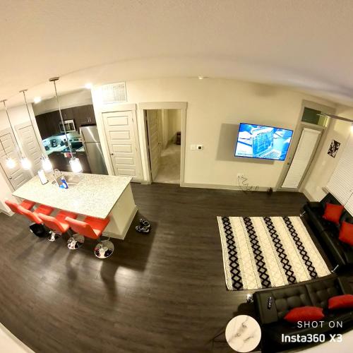 Smart automation apartment in Woodlake/Westheimer in Houston, USA