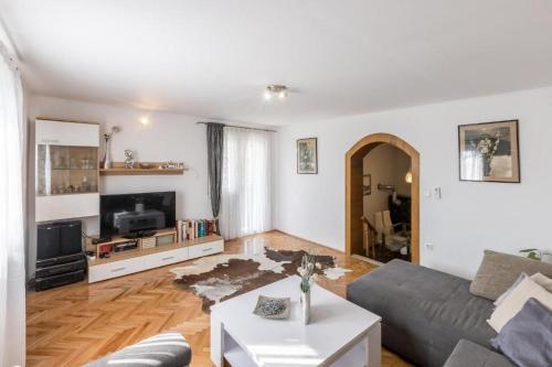 One-Bedroom Apartment with Terrace