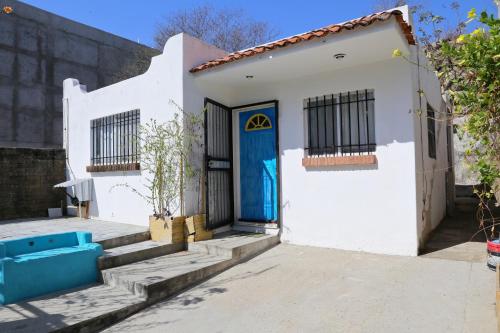 Casa completa a 5 minutos de la playa en Crucecita Huatulco