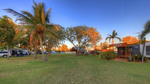 Buitenkant, Barcaldine Caravan Park in Barcaldine