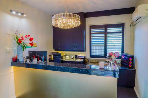 ล็อบบี้, แอบบ็อทสเลห์ มอเตอร์ อินน์ (Abbotsleigh Motor Inn) in อาร์มิเดล