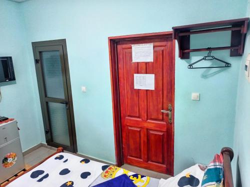 RÉSIDENCE DES 7 COLLINES RÉSIDENCE DES 7 COLLINES