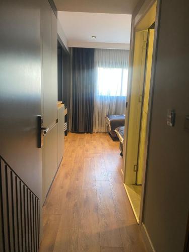 Grand Müdüroğlu Hotel (Grand Muduroglu Hotel) in ไอย์ดิน