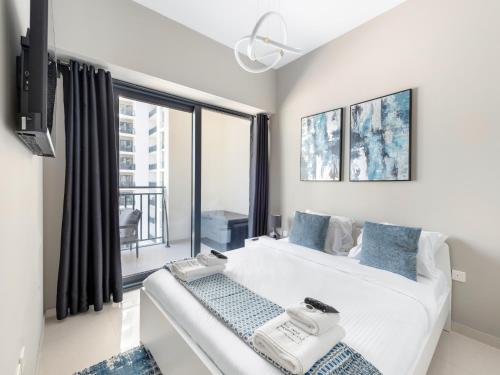 Luxurious 1BDR In Zada Tower - Business Bay 12 - image 2
