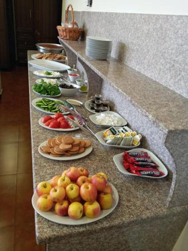 Food and beverages, Iris Flower Hotel in Jezzine