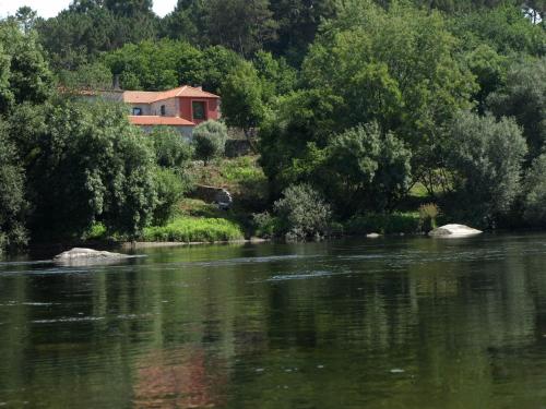  Quinta Da Ribeira, Pension in Ponte de Lima