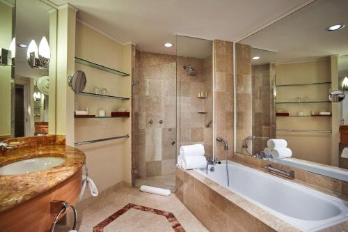 Hyatt Regency Belgrade - image 7