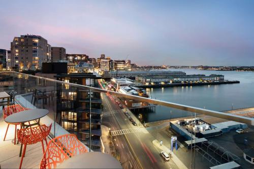 Hyatt Place Boston/Seaport District