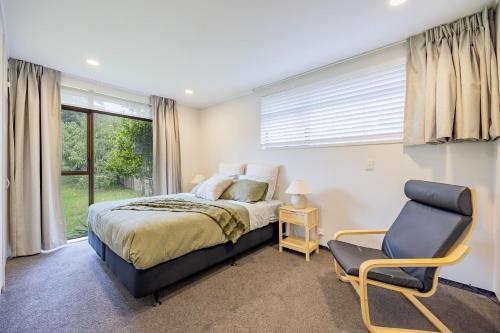 Entire house with pool, spa, Auckland (photo 9)