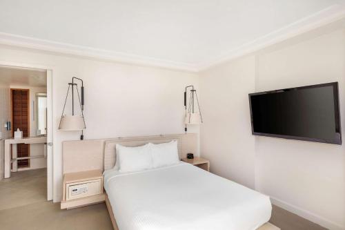 Hilton Vacation Club The Modern Honolulu