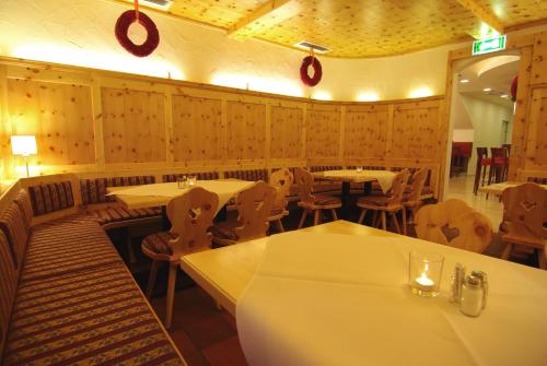 Bar/lounge, Hotel & Restaurant Christkindlwirt in Steyr